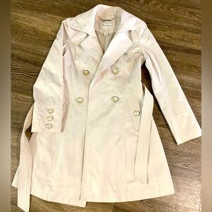 Beautiful “White House Black Market” Pure White Trench Coat.